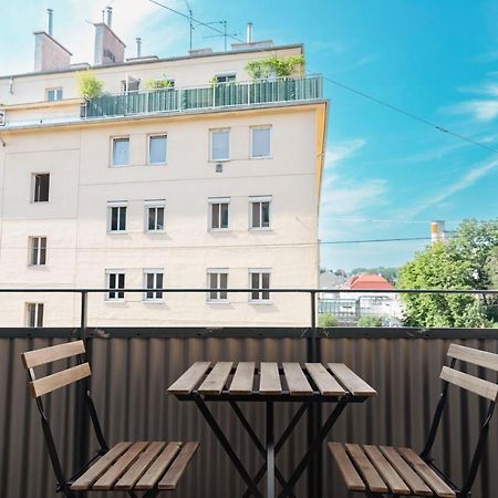 Beautiful 2-Bedroom Apartment Near Schoenbrunn Wien Exterior foto